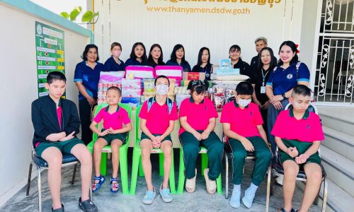 เนื่องในวันครบรอบ 47 ปี การก่อตั้งมูลนิธิธรรมิกชนเพื่อคนตาบอดในประเทศไทย ในพระบรมราชูปถัมภ์ 2 ธันวาคม 2568 โรงเรียนบ้านเด็กรามอินทรา ได้จัดกิจกรรมบำเพ็ญประโยชน์ โดยคณะครูบุคลากรและนักเรียน เดินทางไปมอบบริจาคสิ่งของ ณ สถานคุ้มครองคนไร้ที่พึ่งชายธัญบุรี