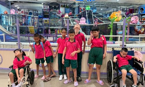 กิจกรรมเรียนรู้โลกกว้าง โลกกว้างกับ HARBORLAND การได้ก้าวออกไปสู่ภายนอก ถือเป็นการเปิดประสบการณ์ใหม่ๆ ให้กับเด็กๆ เขาจะได้รู้ว่าโลกภายนอกสวยงาม น่าสัมผัส และสนุกสนานและเข้าถึงได้